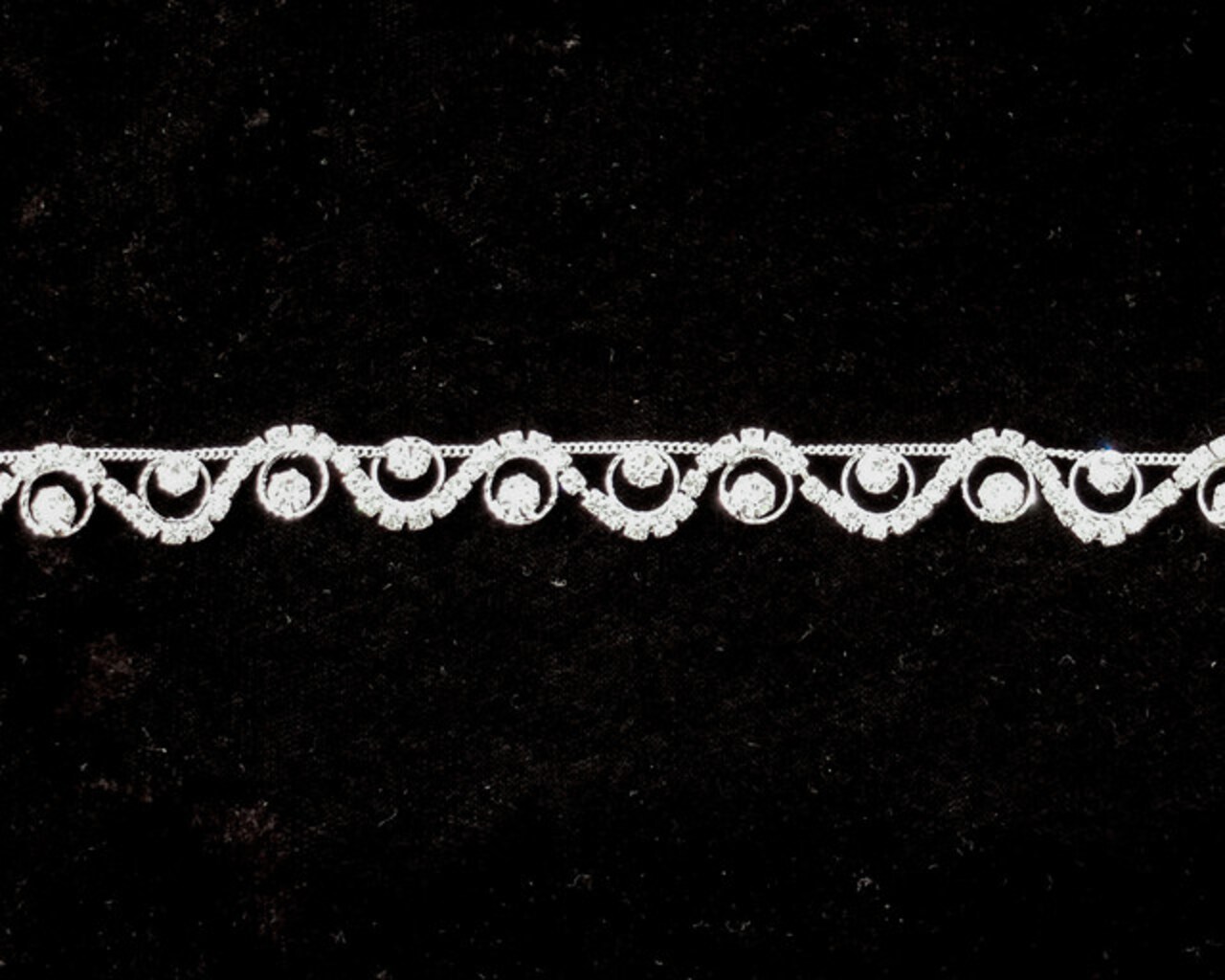 3/8" Crystal Rhinestone Fashion Trim 1 Yard Silver Chain Trim